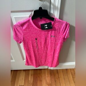 Under Armour Women’s XS Pink Tee NWT